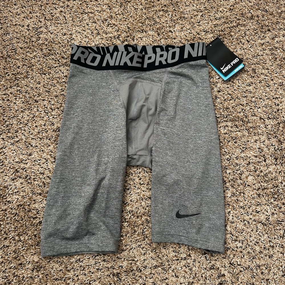Nike Men's Gray Compression Shorts